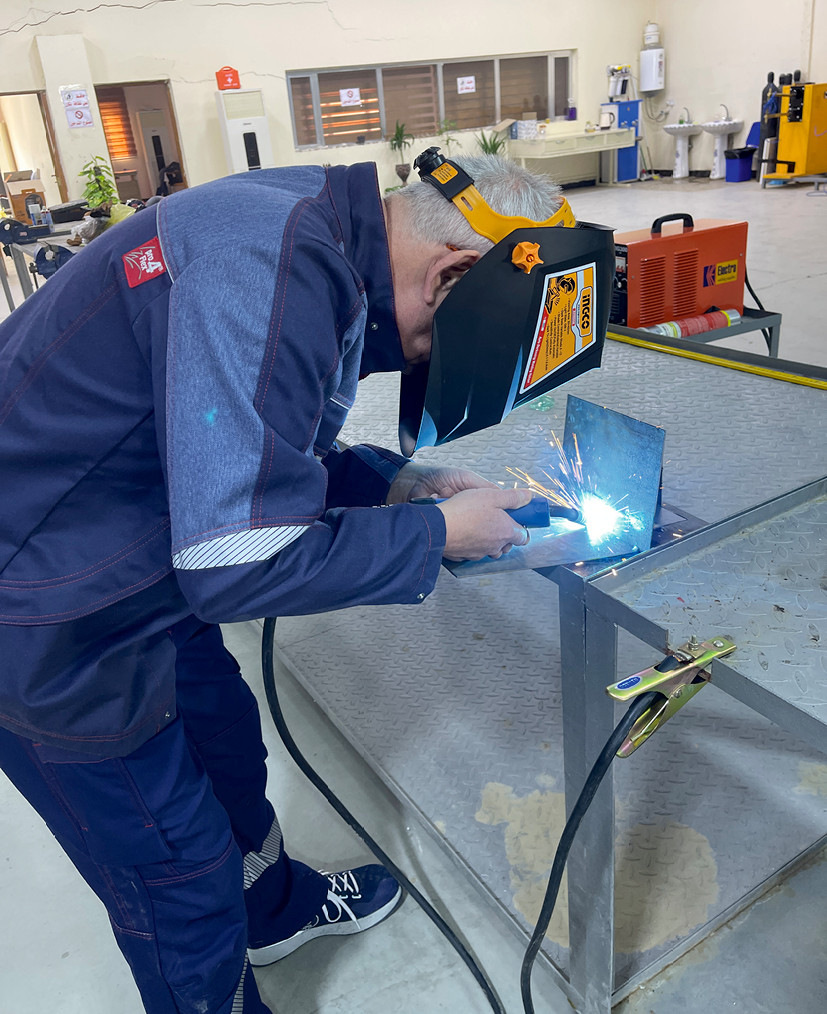 John Lohrmann als Coach für WIG-Schweißen im Irak.