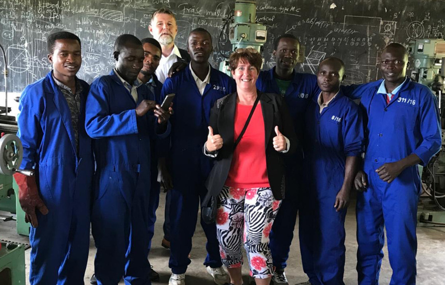 Großer Andrang: 1.000 Bewerbungen in acht Stunden — aus den besten Kandidat*innen werden rund 100 Azubis für die Ausbildung in Deutschland ausgewählt.