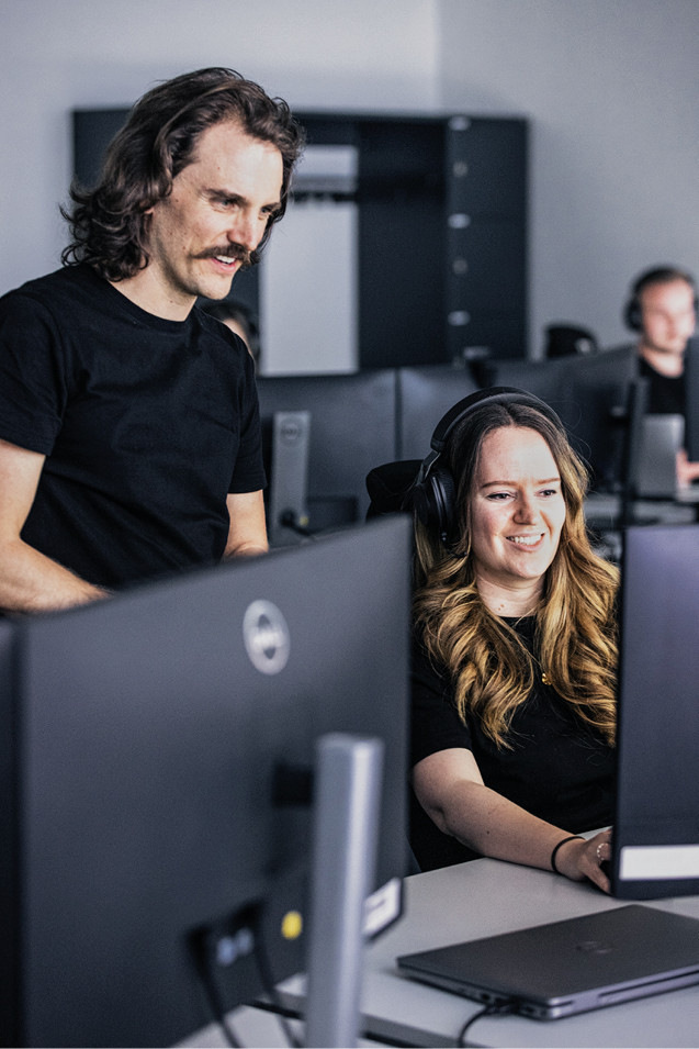 Jährliche Pflichtseminare reichen nicht: Wirksamer Schutz entsteht durch regelmäßige, praxisnahe Lernimpulse im Arbeitsalltag.