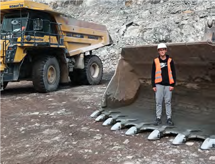 Daniel S. aus der Klasse 8c während seines Praxislerntages bei der Mitteldeutsche Baustoffe GmbH.