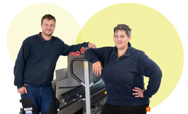 <p>Marcus Gaßner und Ayleen Bauser haben die Vier-Tage-Woche in ihrem Sanitärbetrieb in Denkingen bereits 2017 eingeführt.</p> - © Sanitär Heizung Fliesen Gaßner