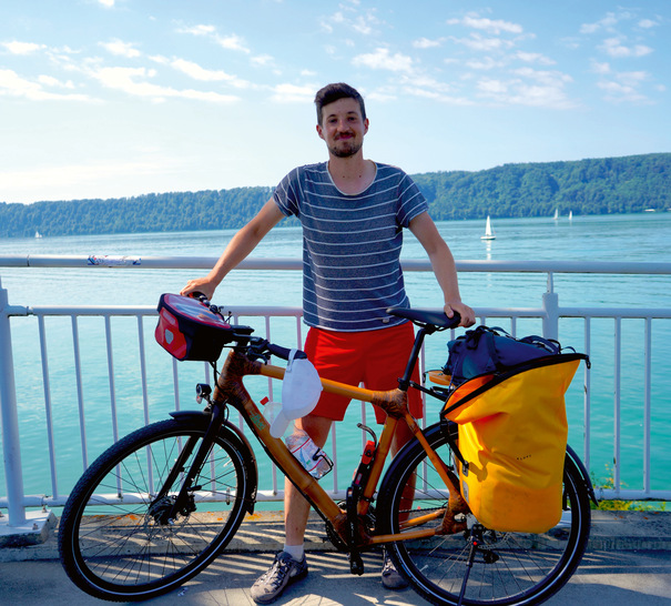 1 + 2 Als Autor und Vortragsredner schreibt und spricht Ingwar Perowanowitsch regelmäßig über die Klimakrise, die Verkehrswende und fahrradgerechte Städte.