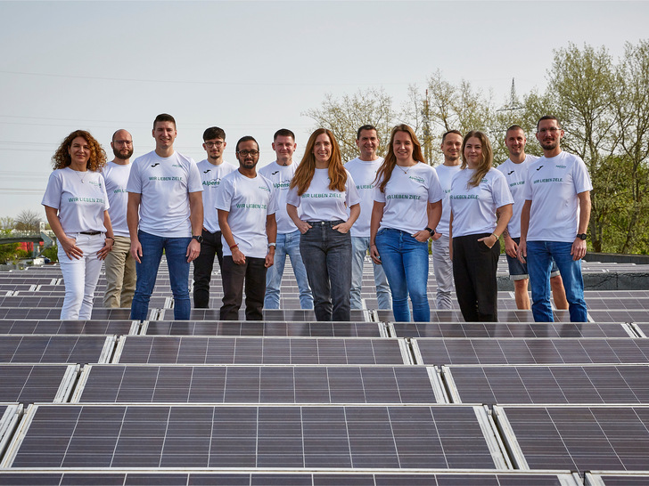 Alpenspeds neues Organisationsprinzip fügt sich in eine nachhaltige Strategie ein, die auf den drei Säulen Wirtschaftlichkeit, Umweltschutz und soziale Verantwortung basiert.