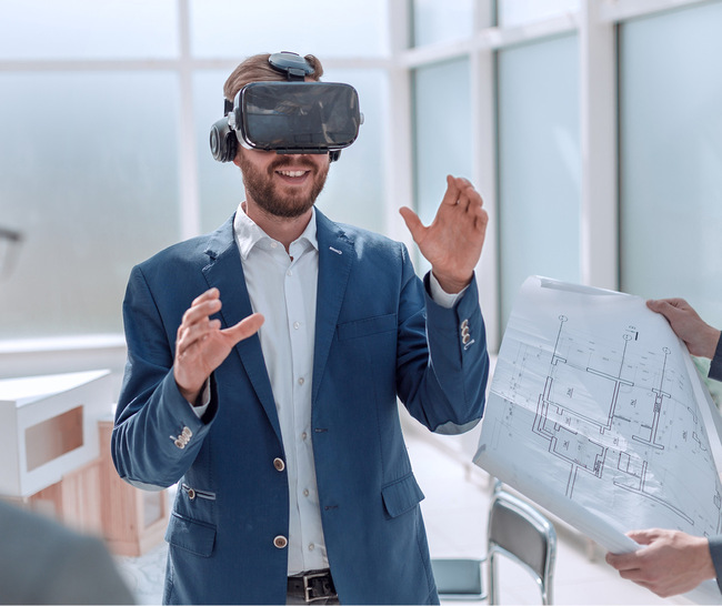 1Moderne Technologien wie AR/VR, Robotik und 3D-Druck eröffnen dem Handwerk neue Möglichkeiten — Technologie­monitoring hilft, diese ­Entwicklungen frühzeitig zu erkennen. ­