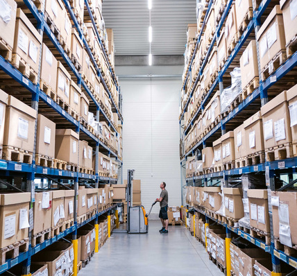 Die wissenschaftlich fundierten Einsparungen an CO2, Rohstoffen und weiteren Ressourcen weist AfB seinen Partnern mit einer Wirkungs­urkunde individuell nach.